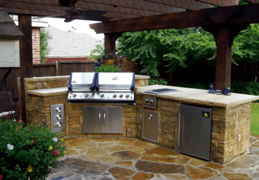 Tips For Building a Beautiful Outdoor Kitchen - Granite Brothers