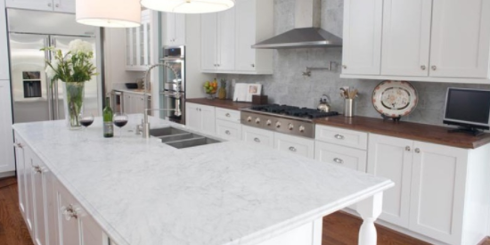 10 Granite Colors That Are Ideal for White Cabinets