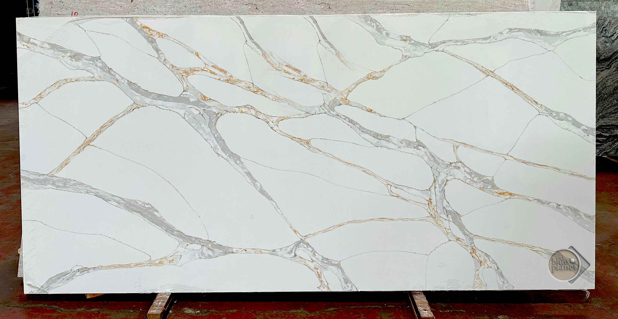 Calacatta Oro Gold Quartz - Blue Planet