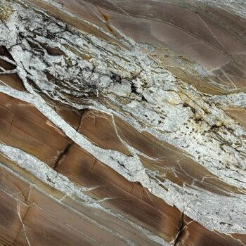Cristallo Thunder – Genrose Stone and Tile
